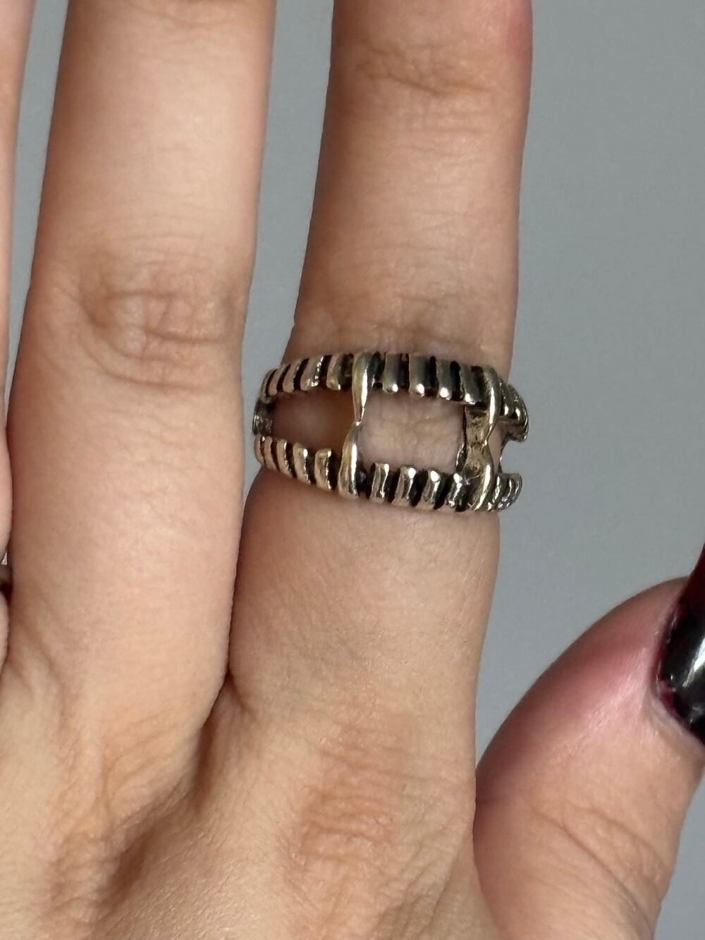 Gothic teeth ring 7